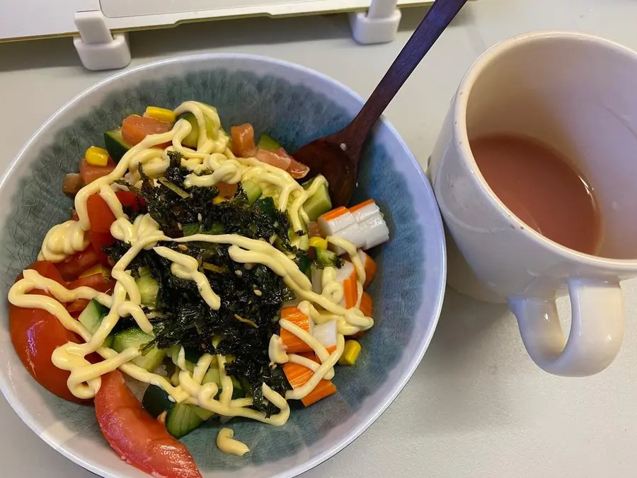 Learn the salmon poke bowl for 20 euros a bowl in three minutes step 0