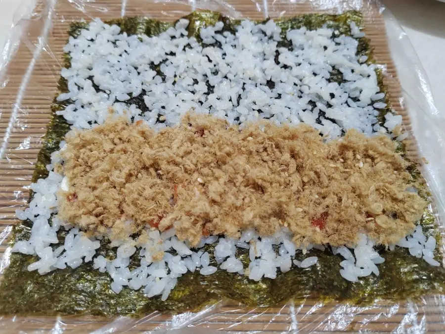 Homemade classic three-pin sushi  step 0