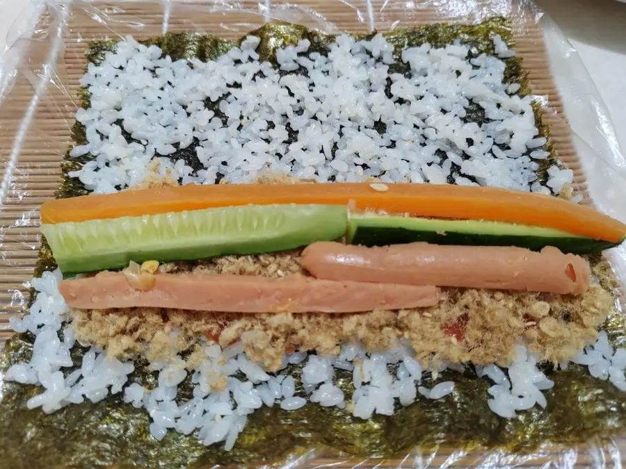 Homemade classic three-pin sushi  step 0