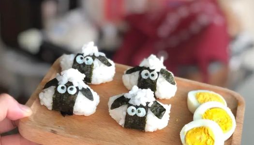 Lamb sushi rice balls