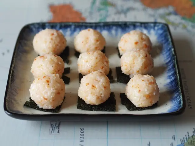 Sushi rice balls