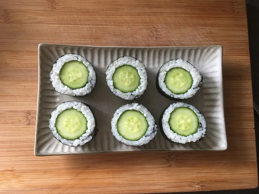 Mung bean frog sushi step 0