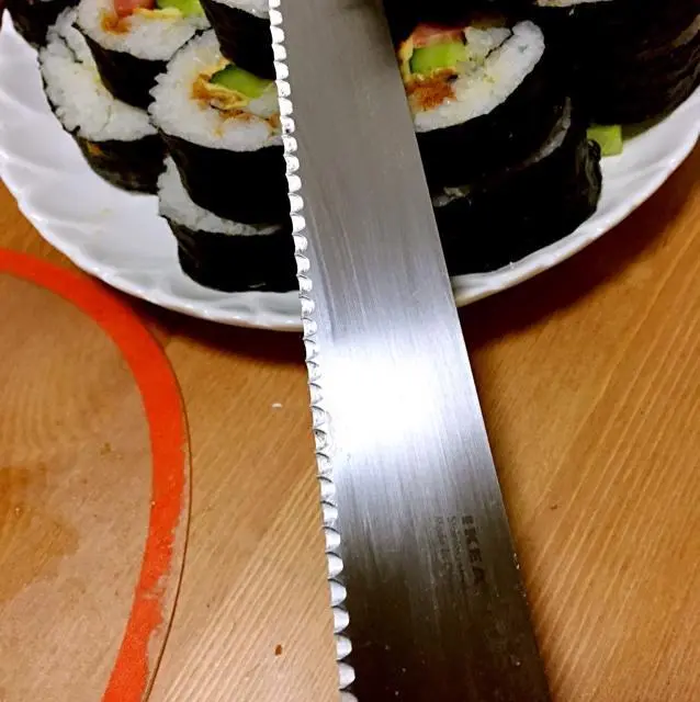 Kids' favorite roll sushi step 0