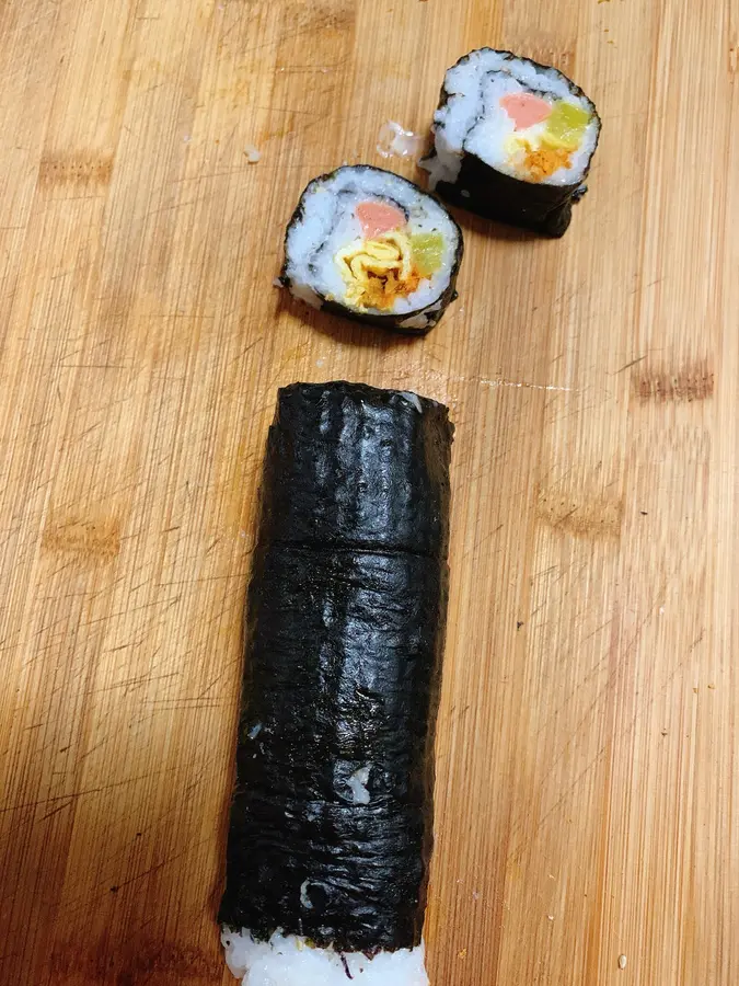 Delicious sushi step 0