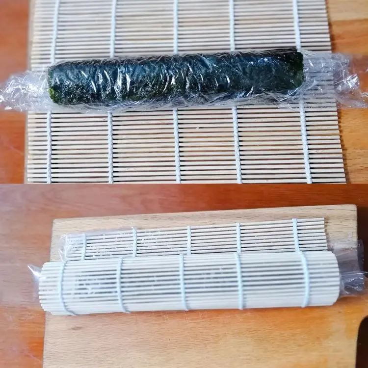 Nori sushi roll (avocado pulp floss roll) step 0