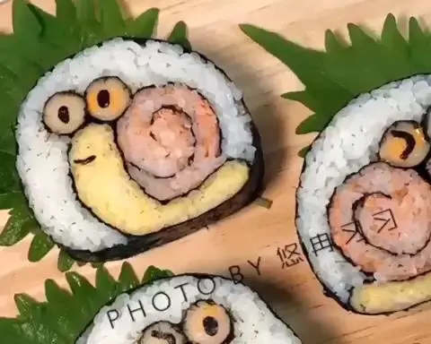 Snail pattern sushi