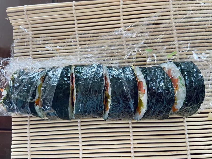 Simplified version of sushi rolls step 0