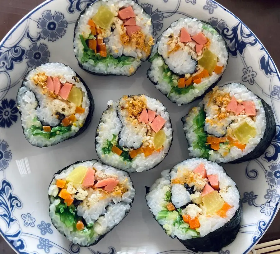 Simplified version of sushi rolls step 0