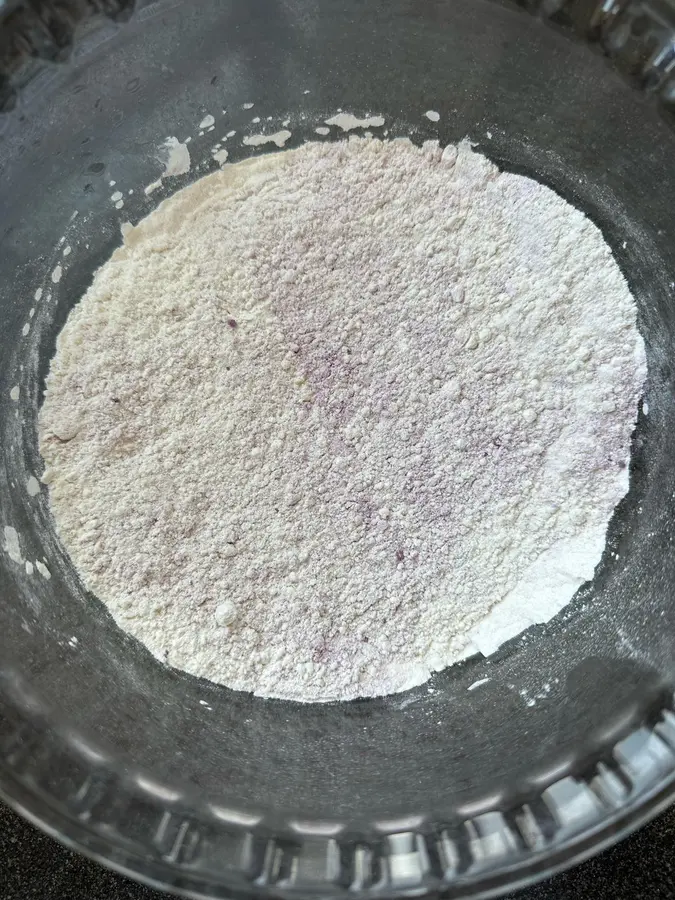 Soft-skinned taro cake step 0