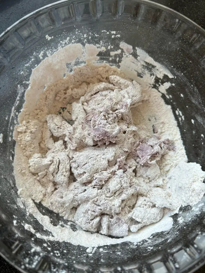 Soft-skinned taro cake step 0