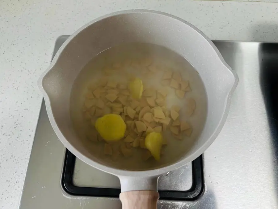 Green vegetable oatmeal porridge (savory) step 0