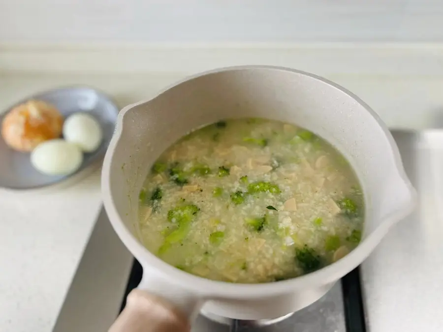 Green vegetable oatmeal porridge (savory) step 0