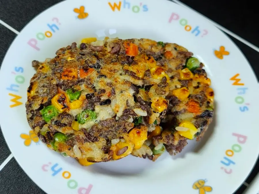 A good way to consume leftover rice  is to treat picky eaters â”† Rice  egg  burger  (with rice and vegetables) â”† Kuaishou breakfast â”† nutritious, delicious and simple â”† Suitable for people with three highs in fat loss step 0