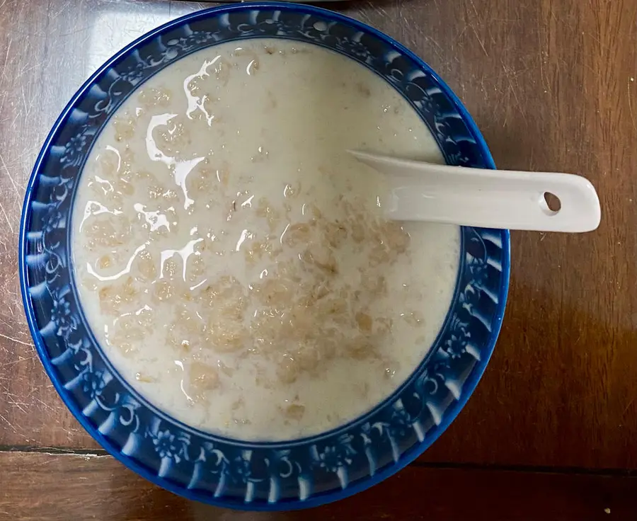 Milk cereal - breakfast for fast school students