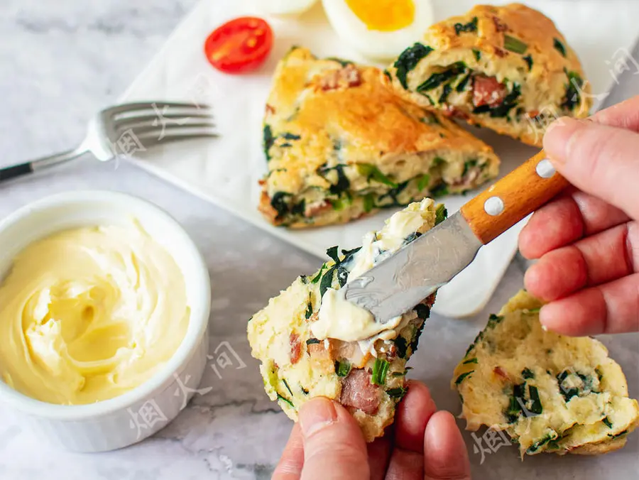 Spinach & Bacon Scone (Olive Oil Version) step 0