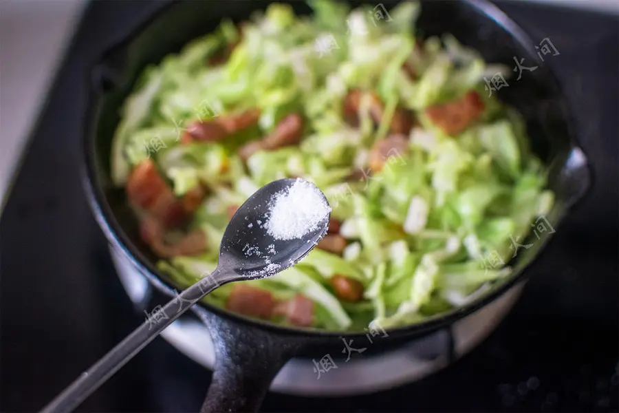 Breakfast Nest Eggs|Nutritious  Breakfast! Breakfast is done  in one pot step 0