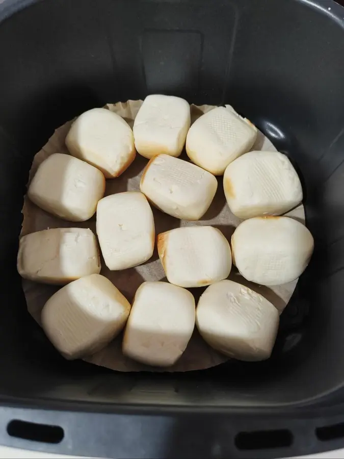 Milky roasted steamed buns (golden steamed buns) ~ honey small steamed buns ~ air fryer baked steamed buns step 0