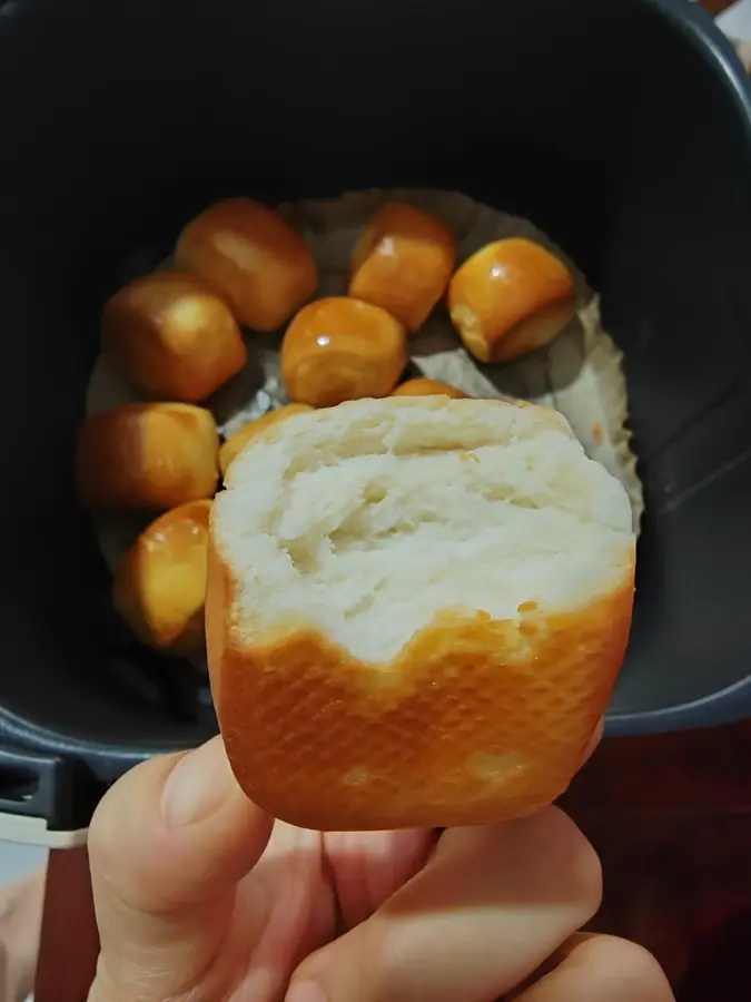 Milky roasted steamed buns (golden steamed buns) ~ honey small steamed buns ~ air fryer baked steamed buns step 0