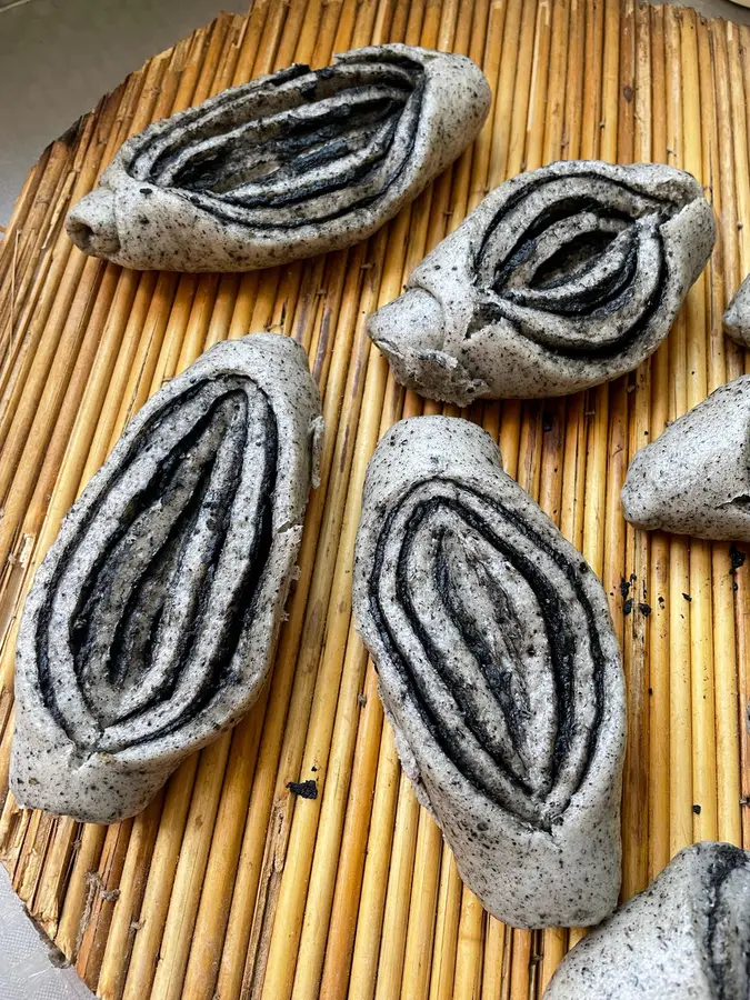 Black sesame fancy steamed buns step 0