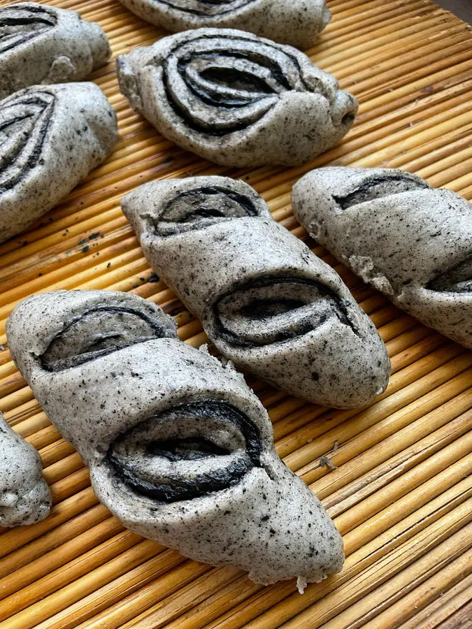 Black sesame fancy steamed buns step 0