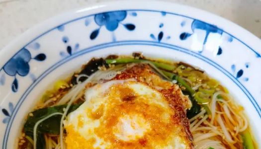 Yangchun noodles and clear soup noodles