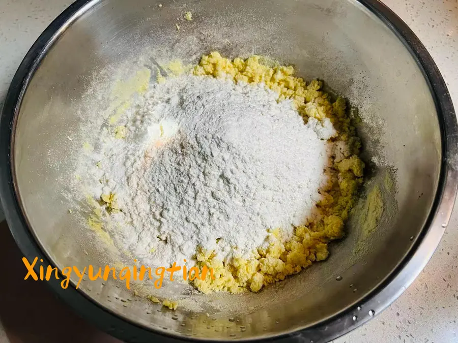 Cornmeal and red bean buns (including red bean paste) step 0