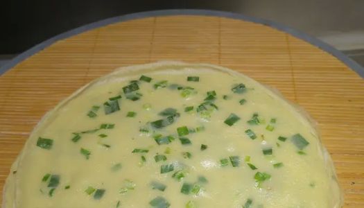 Authentic stall leek egg cake in northern Shaanxi