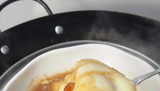 Steamed mash egg (15-minute breakfast)