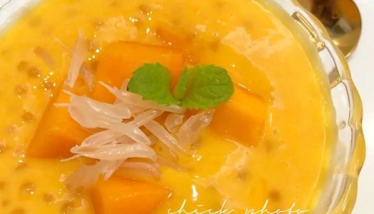 Hong Kong-style dessert - poplar manna (mango sago dew) with mango flower cutting method