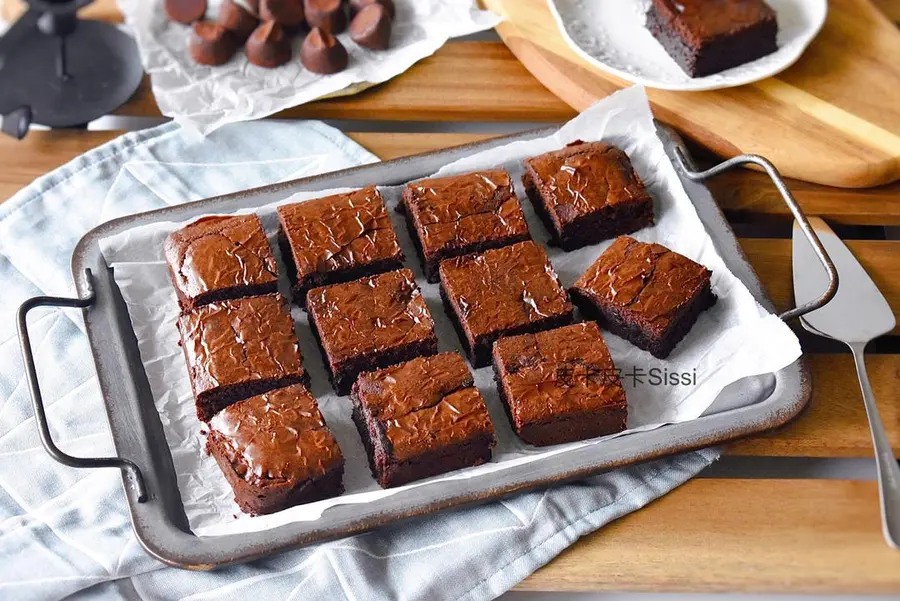 New York-style soft-hearted Brownie Fudge Brownie afternoon tea step 0