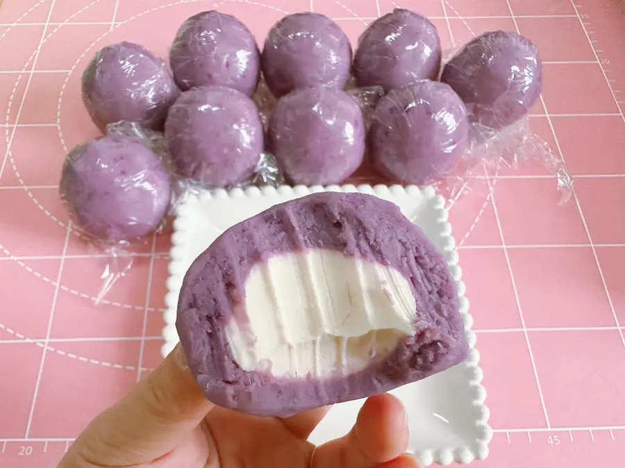 Low-calorie taro cheese balls