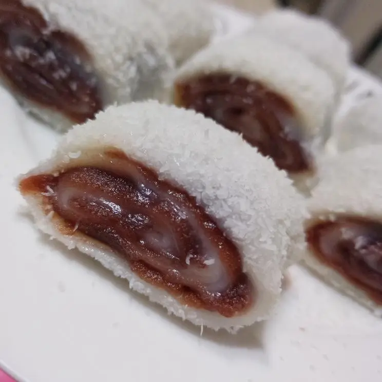 Afternoon tea pastry [coconut bean paste glutinous rice balls] is super simple