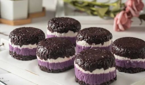 【Purple rice taro pureed milk brick】A small dessert that can be made by cooking!