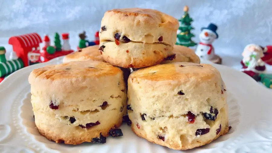 Simple and fast English afternoon tea|Cranberry scones step 0