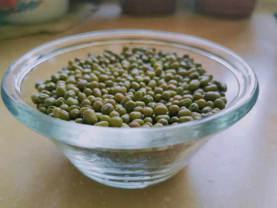 Mung bean soup (grains blooming, soft glutinous quicksand, super fire-saving ) step 0