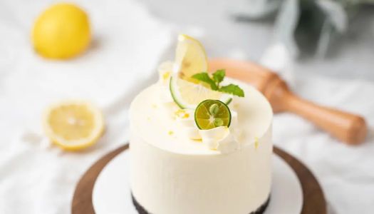 Lemon yogurt cheese mousse cake! Exquisite afternoon tea!