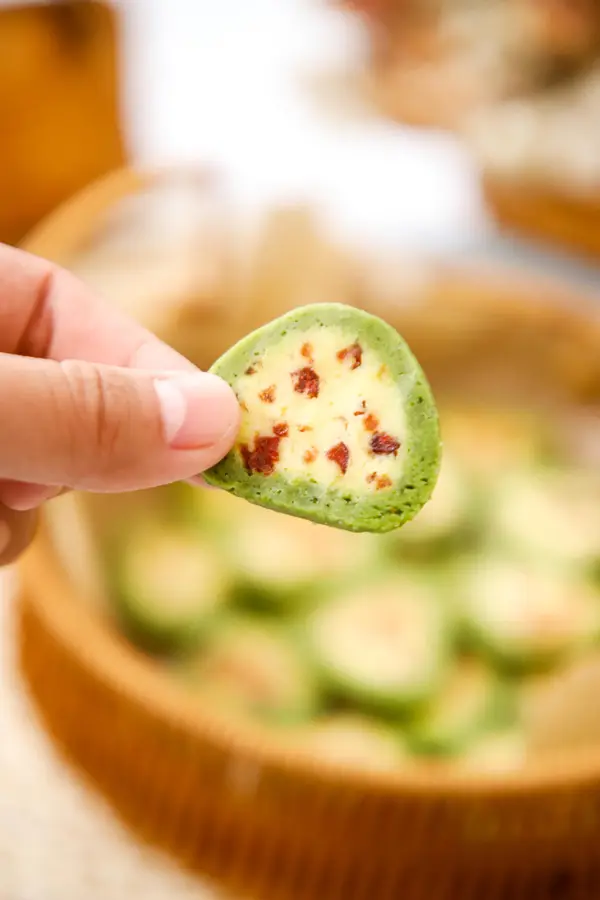 No molds required! The sweet and super crispy afternoon tea snacks can be eaten by one person~ step 0