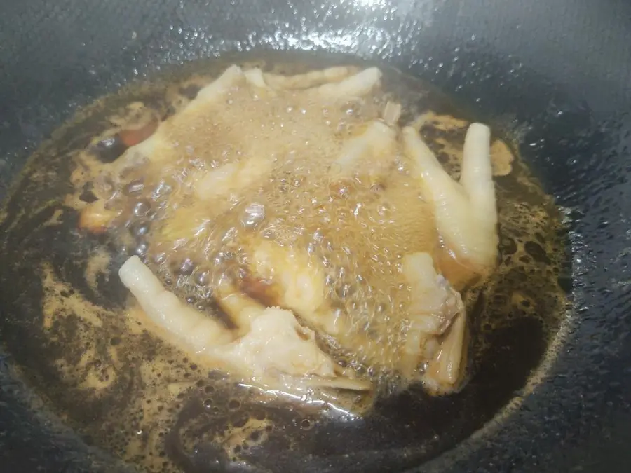 Garlic chicken feet for a late-night snack step 0