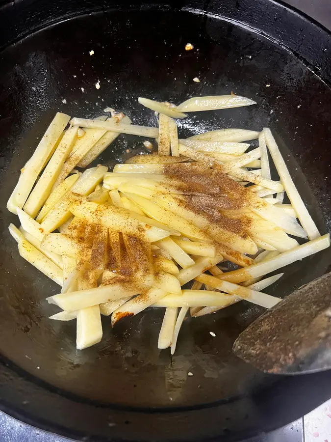 Innovative snack fried hash browns step 0