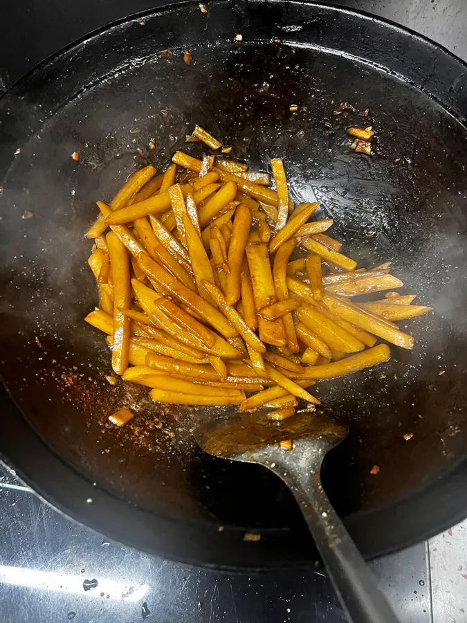 Innovative snack fried hash browns step 0