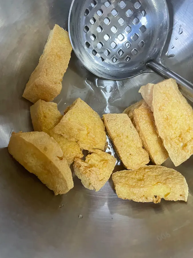 A perfect replica of fried tofu in the snack street step 0