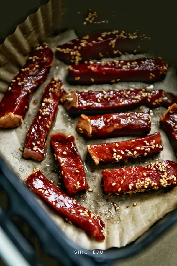 Little snacks for the little ones â€¢ Zero Failure Air Fryer Edition Shredded Beef Jerky step 0