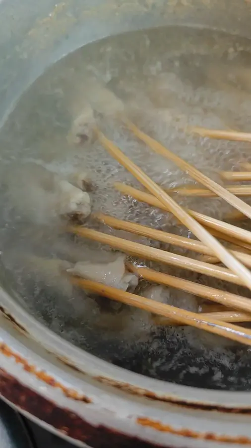 Bowl chicken, bowl bowl chicken, bowl chicken for one yuan and one string!! step 0