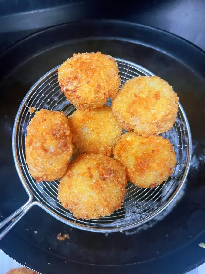 Crispy fluffy potato croquettes step 0