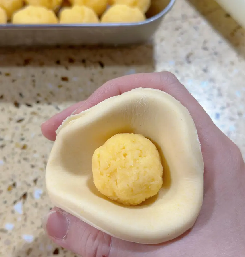 Apple steamed buns step 0