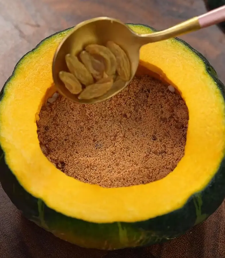 Sweet and soft butternut pumpkin sticky rice, huge delicious~~ step 0