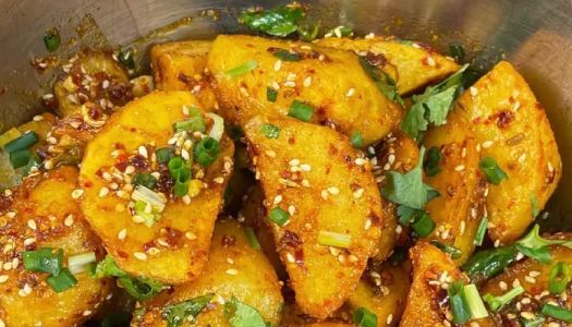 Sweet and sour pot potatoes (snack, fried)