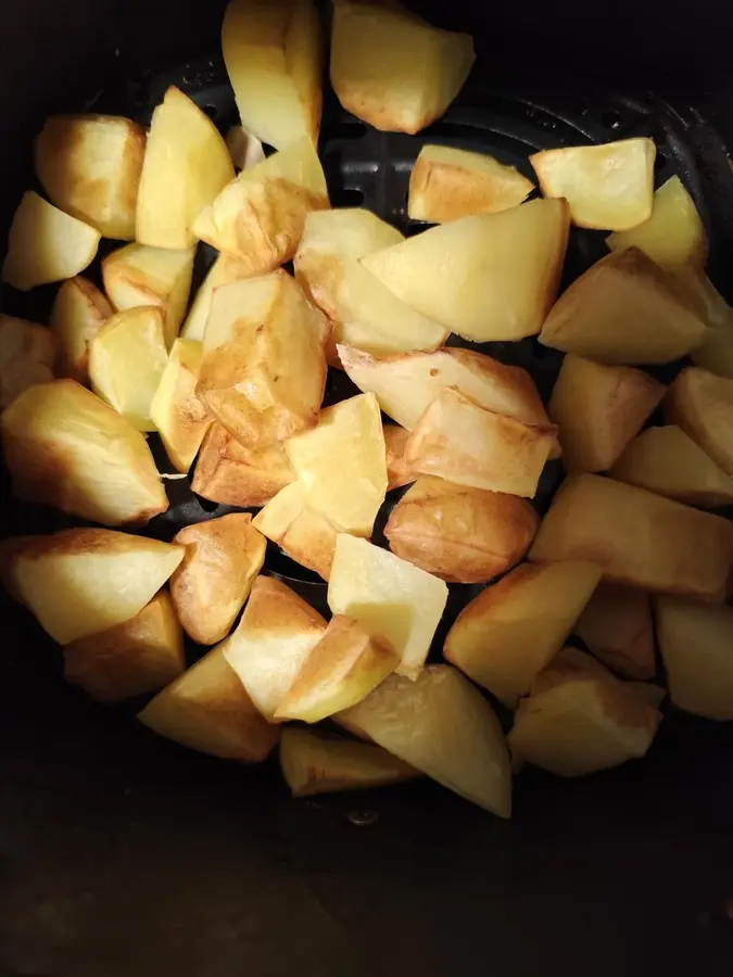 Air fryer, night market snacks, pot potatoes step 0