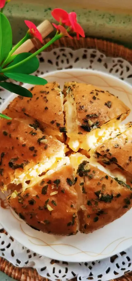 [Crispy on the outside and soft on the inside, salty and fragrant] garlic cheese bun step 0