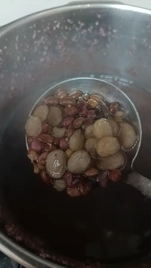 Sweet potato flour balls black bean syrup (Shanwei snack) step 0